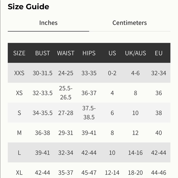 Trinity High-Waisted Pocket Capri Motion 365 - Picture 7 of 7